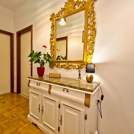 Münz Franz Apartamento Pula